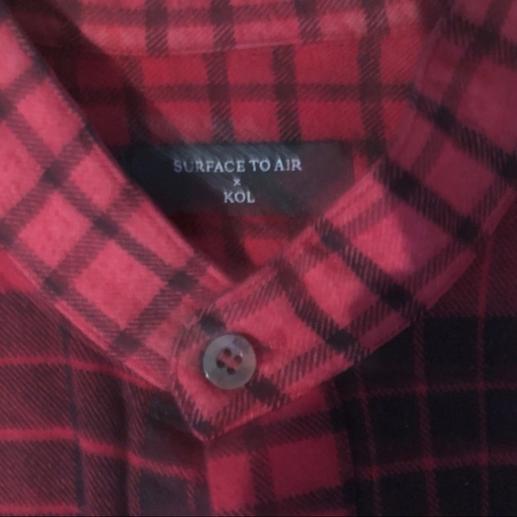 Surface 2 Air X Kings of Leon, plaid flannel - Picture 3 of 5